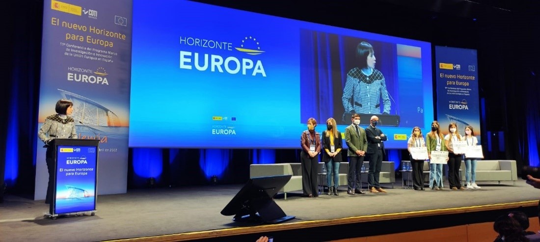 Las jóvenes del proyecto Comen 2.0 de los retos Finnova – Girls4Tech Startup Europe Awards, premiadas en la Conferencia de Horizonte Europa en Valencia 